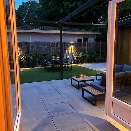 Luxury Retreat Veluwe - Garden, Ac, Bathtub Putten